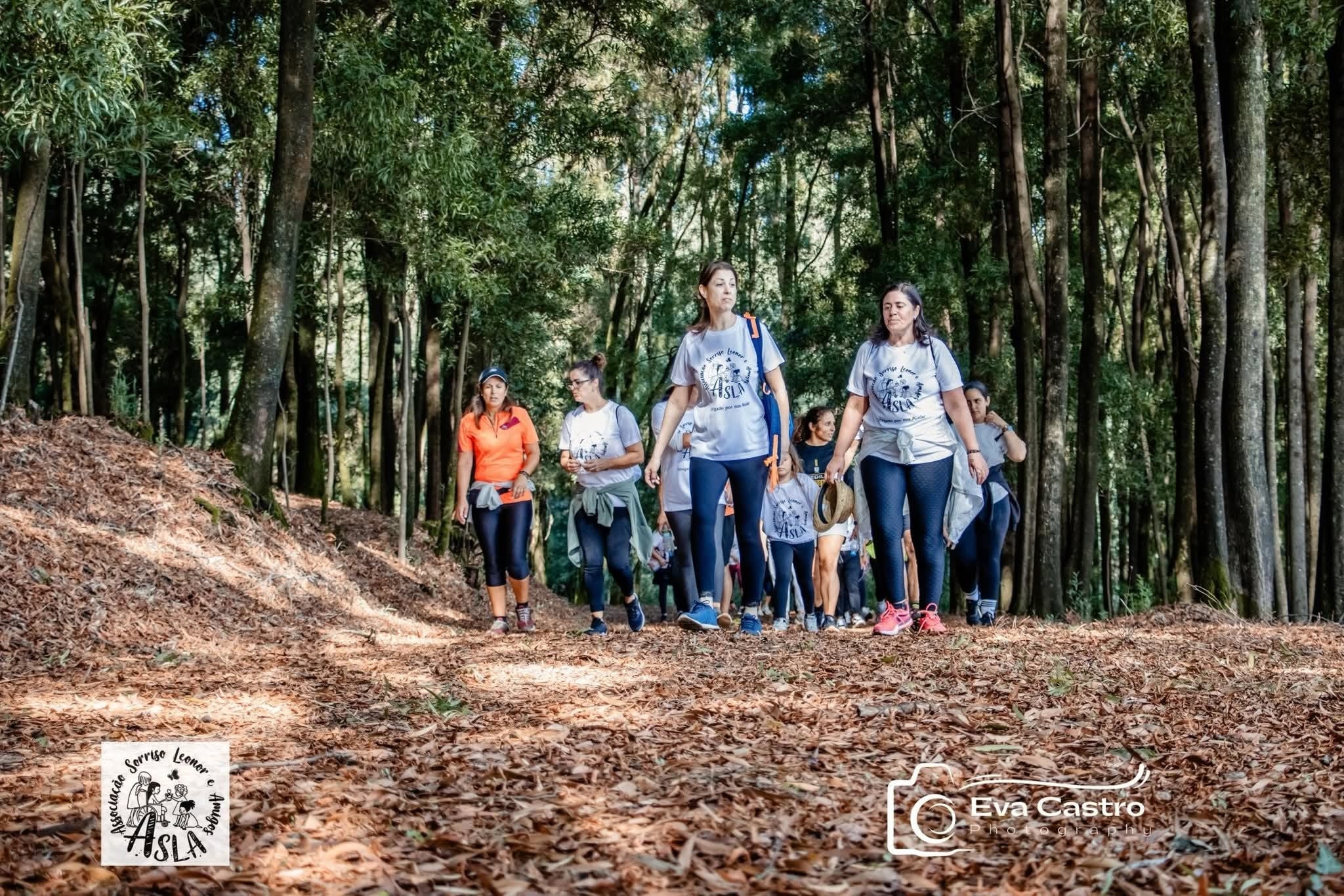 Participantes da caminhada solidária da ASLA